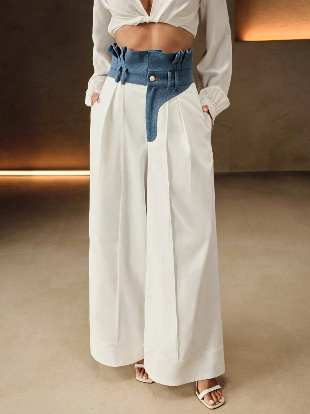 White Casual Women's High Waist Ruffled Hem & Patchwork Wear Jeans - Picture 1 of 6